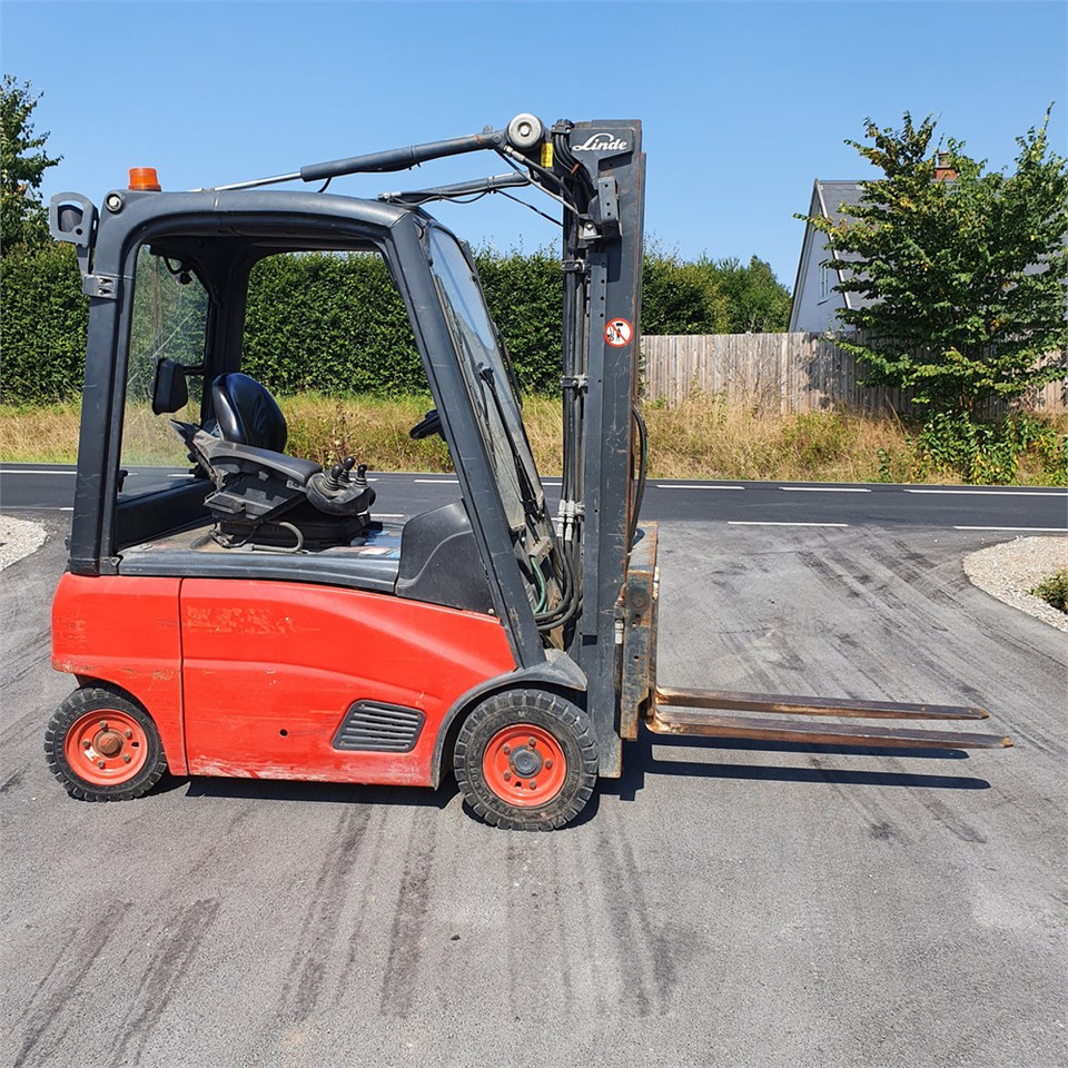 Linde H16 P-01 - מלגזה: תמונה 2 Linde H16 P-01 - מלגזה: תמונה 2