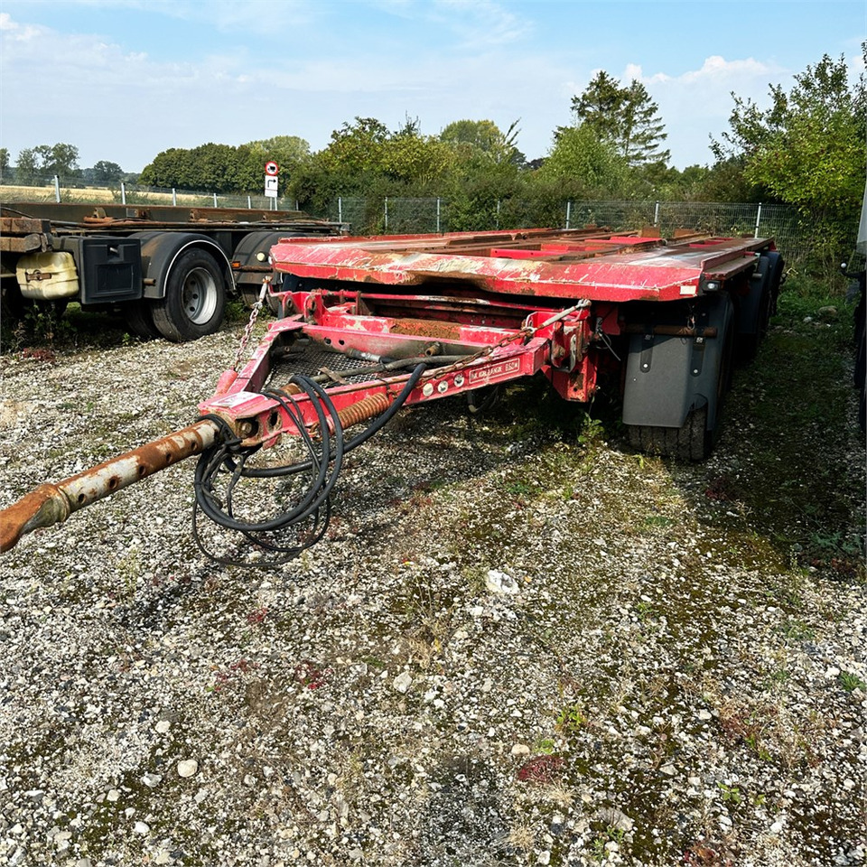 MTDK Transfer trailer - קרון נגרר מתגלגל/ מדלג: תמונה 1 MTDK Transfer trailer - קרון נגרר מתגלגל/ מדלג: תמונה 1
