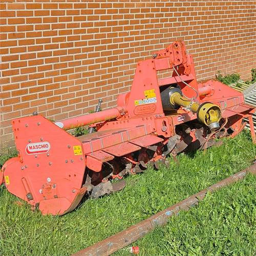 Maschio Fresa C 300 - קלטרת סיבובית: תמונה 2 Maschio Fresa C 300 - קלטרת סיבובית: תמונה 2