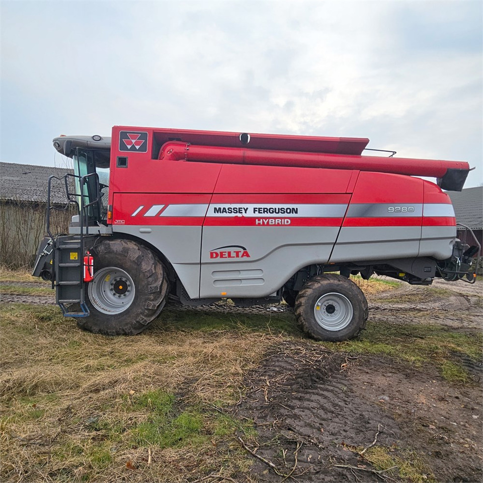 Massey Ferguson 9280 Hybrid - מקצרה: תמונה 2 Massey Ferguson 9280 Hybrid - מקצרה: תמונה 2