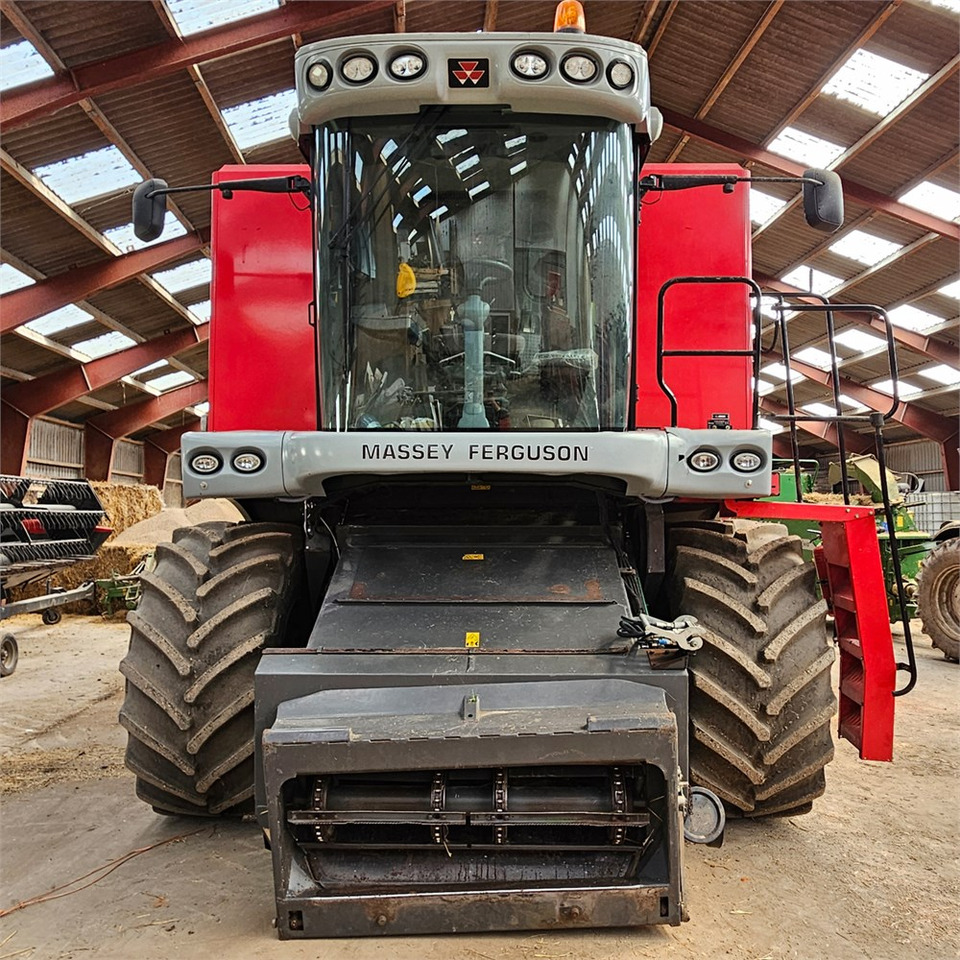 Massey Ferguson Centora 7282 - מקצרה: תמונה 4 Massey Ferguson Centora 7282 - מקצרה: תמונה 4