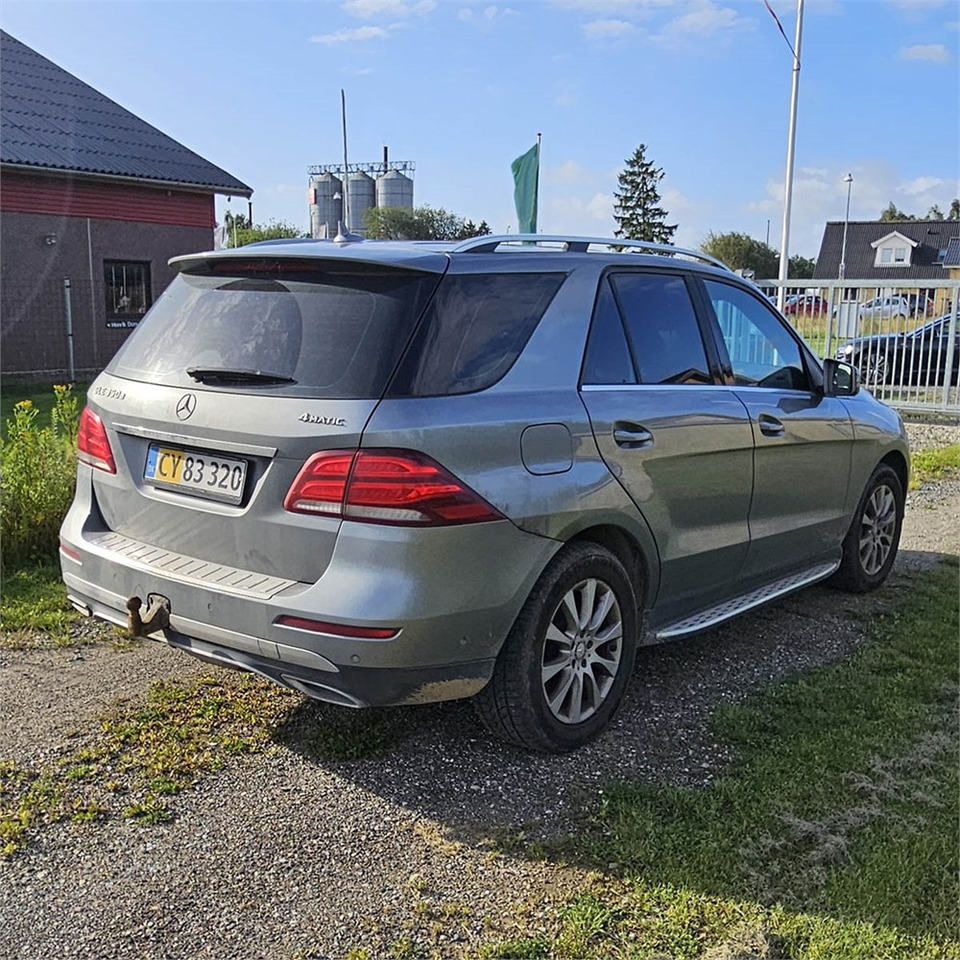 Mercedes GLE 350 4matic - מכונית: תמונה 5 Mercedes GLE 350 4matic - מכונית: תמונה 5