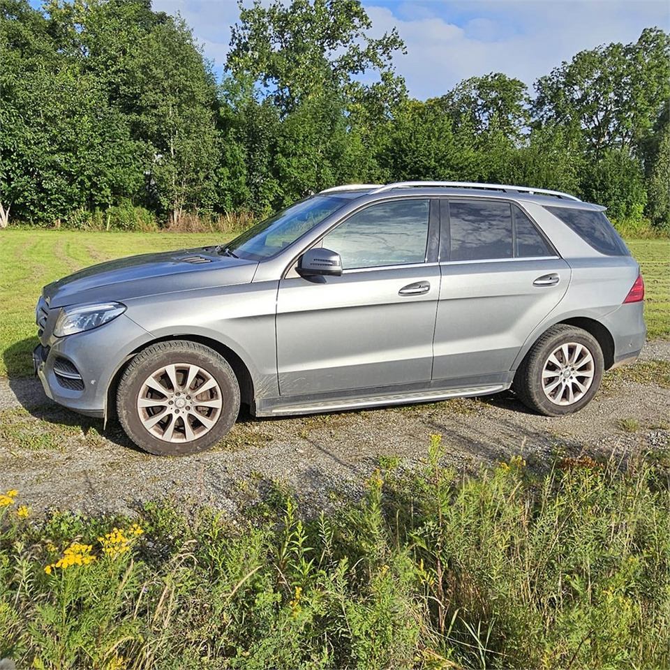 Mercedes GLE 350 4matic - מכונית: תמונה 1 Mercedes GLE 350 4matic - מכונית: תמונה 1