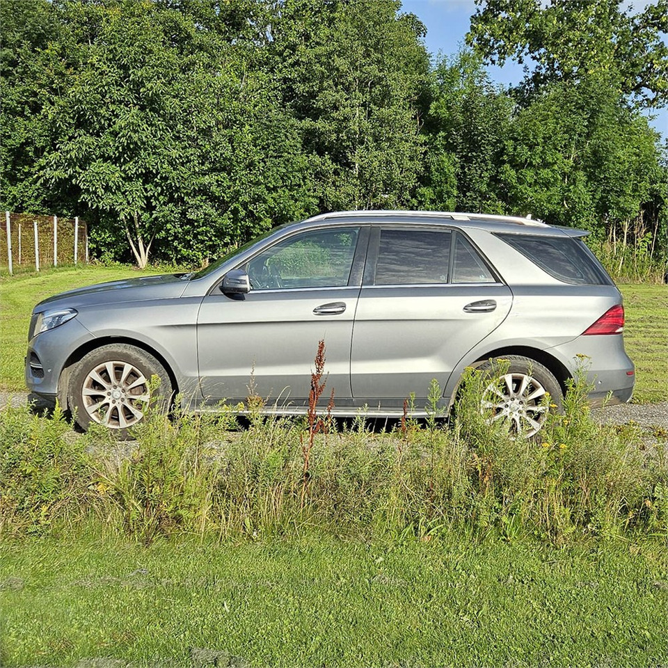 Mercedes GLE 350 4matic - מכונית: תמונה 2 Mercedes GLE 350 4matic - מכונית: תמונה 2