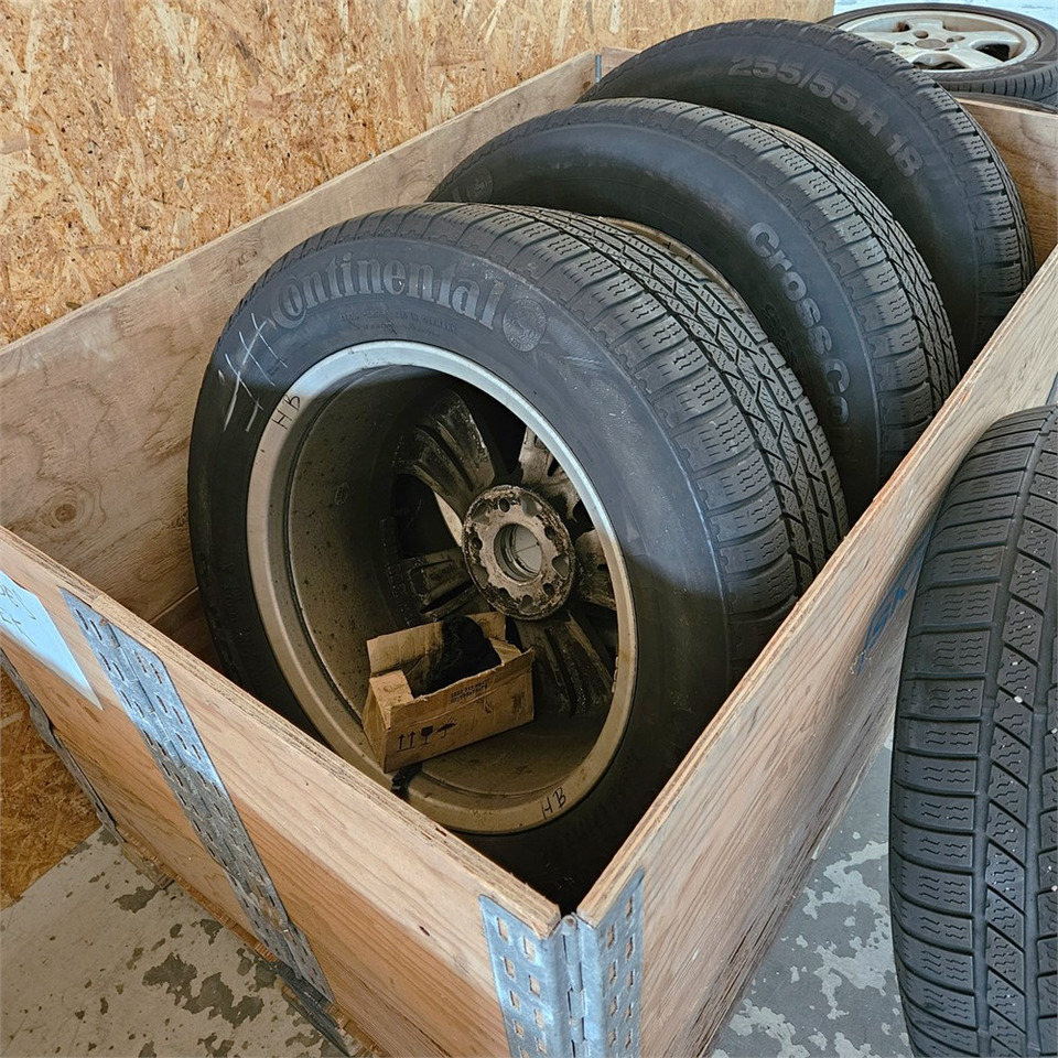 Mercedes ML320 - 255/55R18 - חבילת גלגלים וצמיגים: תמונה 5 Mercedes ML320 - 255/55R18 - חבילת גלגלים וצמיגים: תמונה 5