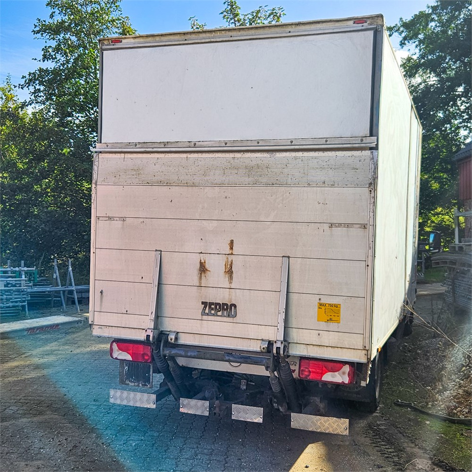 Mercedes Sprinter 515 Cdi - כלי רכב מסחרי עם תיבה: תמונה 4 Mercedes Sprinter 515 Cdi - כלי רכב מסחרי עם תיבה: תמונה 4