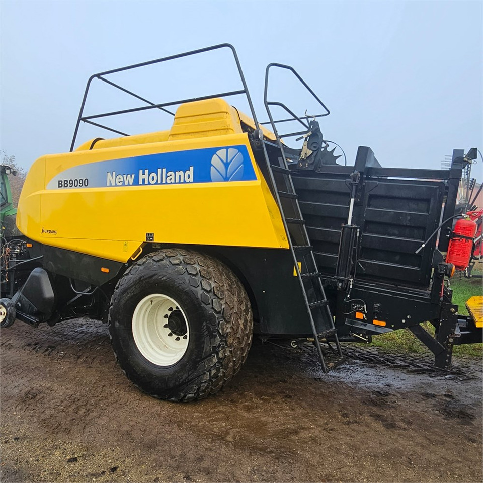 New Holland BB9090 - ציוד חציר ומספוא: תמונה 3 New Holland BB9090 - ציוד חציר ומספוא: תמונה 3