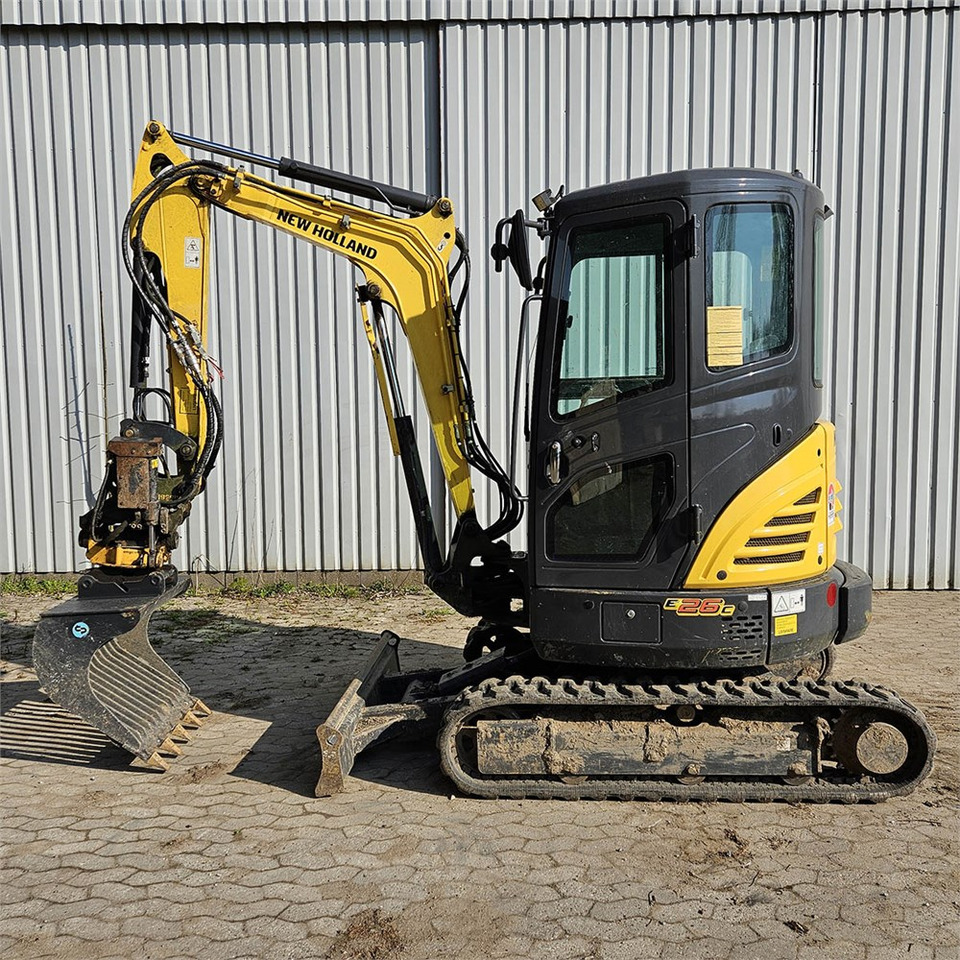 New Holland E26C - מיני מחפר: תמונה 1 New Holland E26C - מיני מחפר: תמונה 1