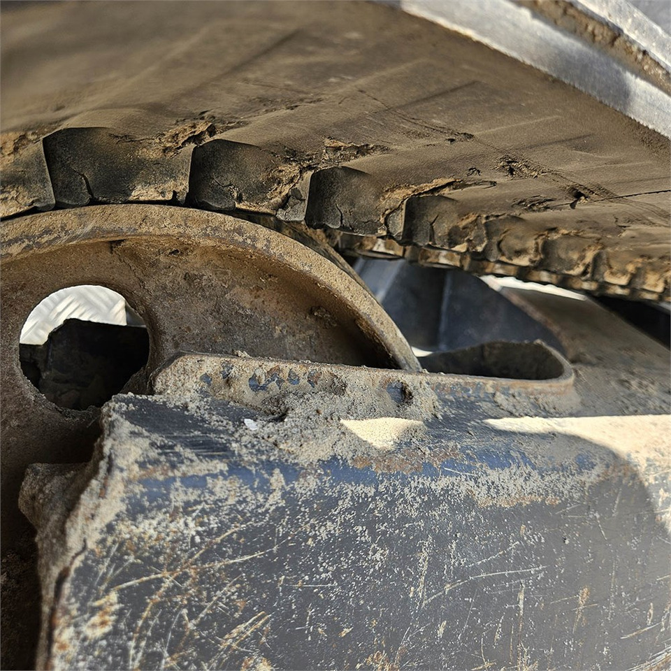 מיני מחפר New Holland E39 B: תמונה 46