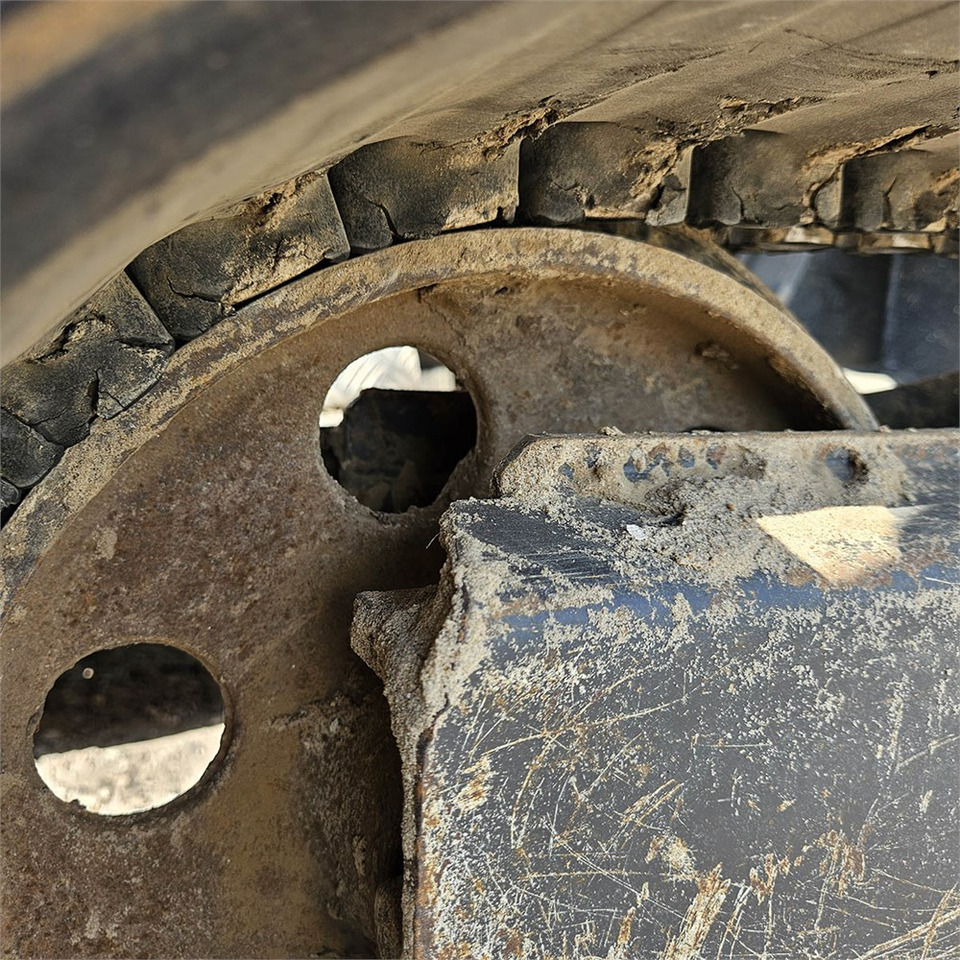 מיני מחפר New Holland E39 B: תמונה 45