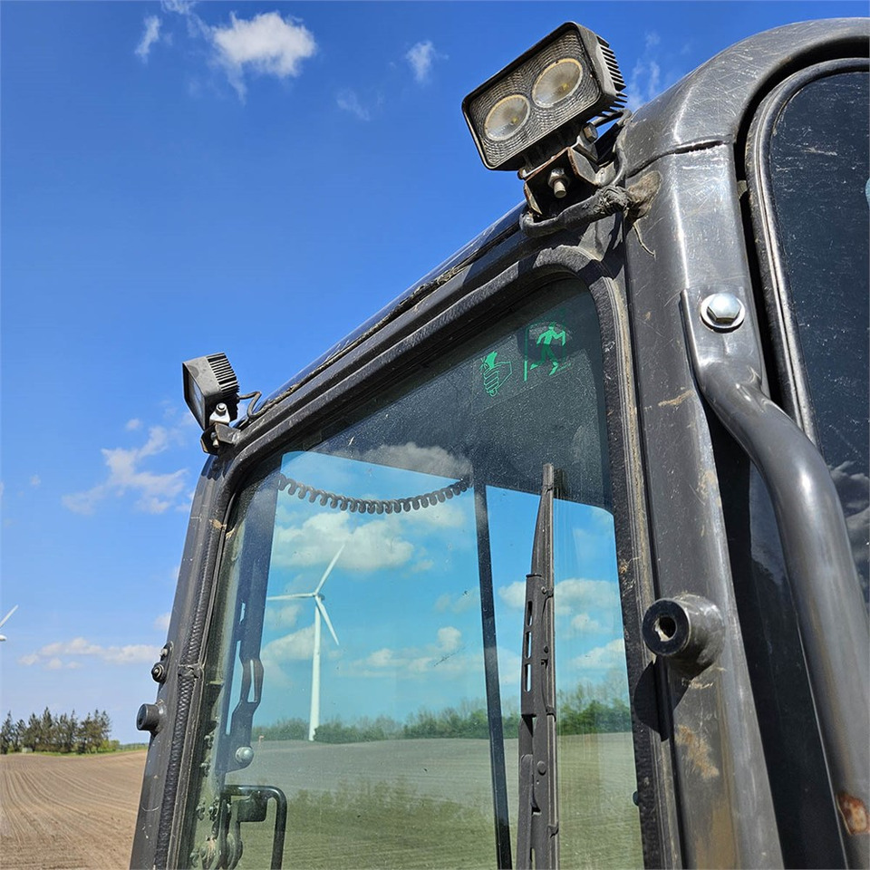 מיני מחפר New Holland E39 B: תמונה 35