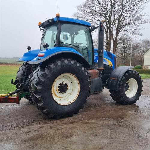 New Holland T8050 Class 5 - טרקטור חקלאי: תמונה 3 New Holland T8050 Class 5 - טרקטור חקלאי: תמונה 3