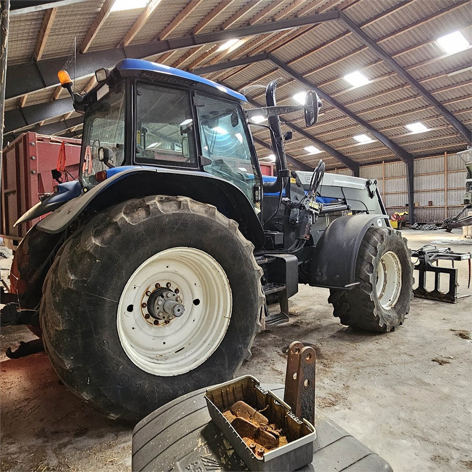 New Holland TM 190 4WD - טרקטור חקלאי: תמונה 5 New Holland TM 190 4WD - טרקטור חקלאי: תמונה 5