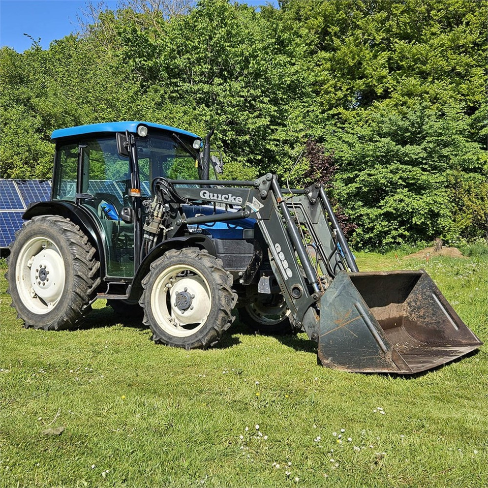 New Holland TN55D - טרקטור חקלאי: תמונה 1 New Holland TN55D - טרקטור חקלאי: תמונה 1
