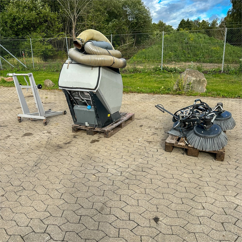 Nilfisk Engholm FS2150 & FK22150 - מכונות אחרות: תמונה 1 Nilfisk Engholm FS2150 & FK22150 - מכונות אחרות: תמונה 1