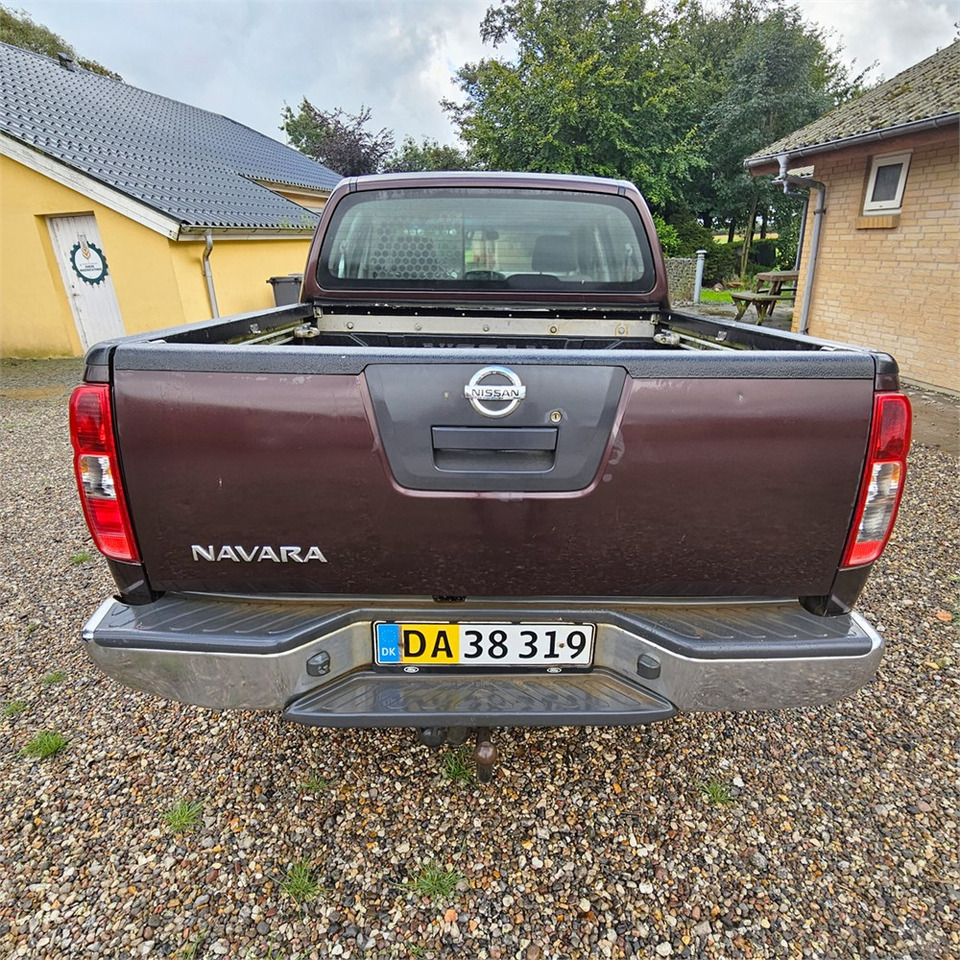 Nissan Navara 2,5 Dci Dc 4wd - טנדר: תמונה 4 Nissan Navara 2,5 Dci Dc 4wd - טנדר: תמונה 4