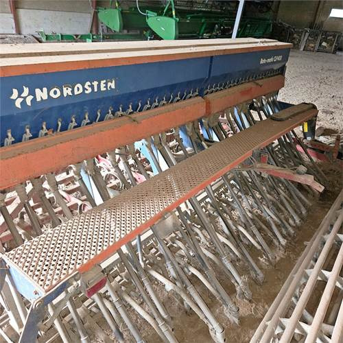 Nordsten CLP400 Kombi flex - ציוד זריעה: תמונה 3 Nordsten CLP400 Kombi flex - ציוד זריעה: תמונה 3