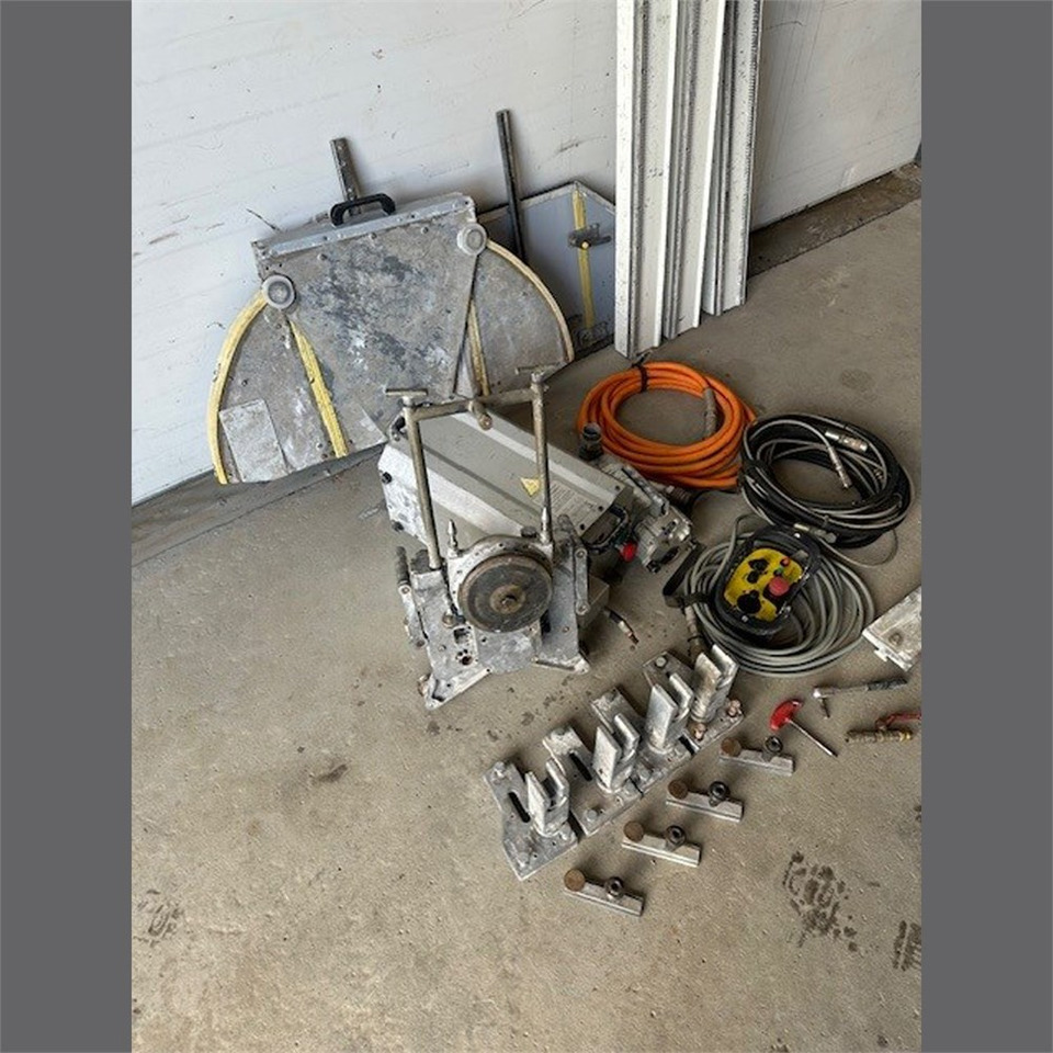 Pentruder Pentpack PP418 - מכונת אספלט: תמונה 1 Pentruder Pentpack PP418 - מכונת אספלט: תמונה 1