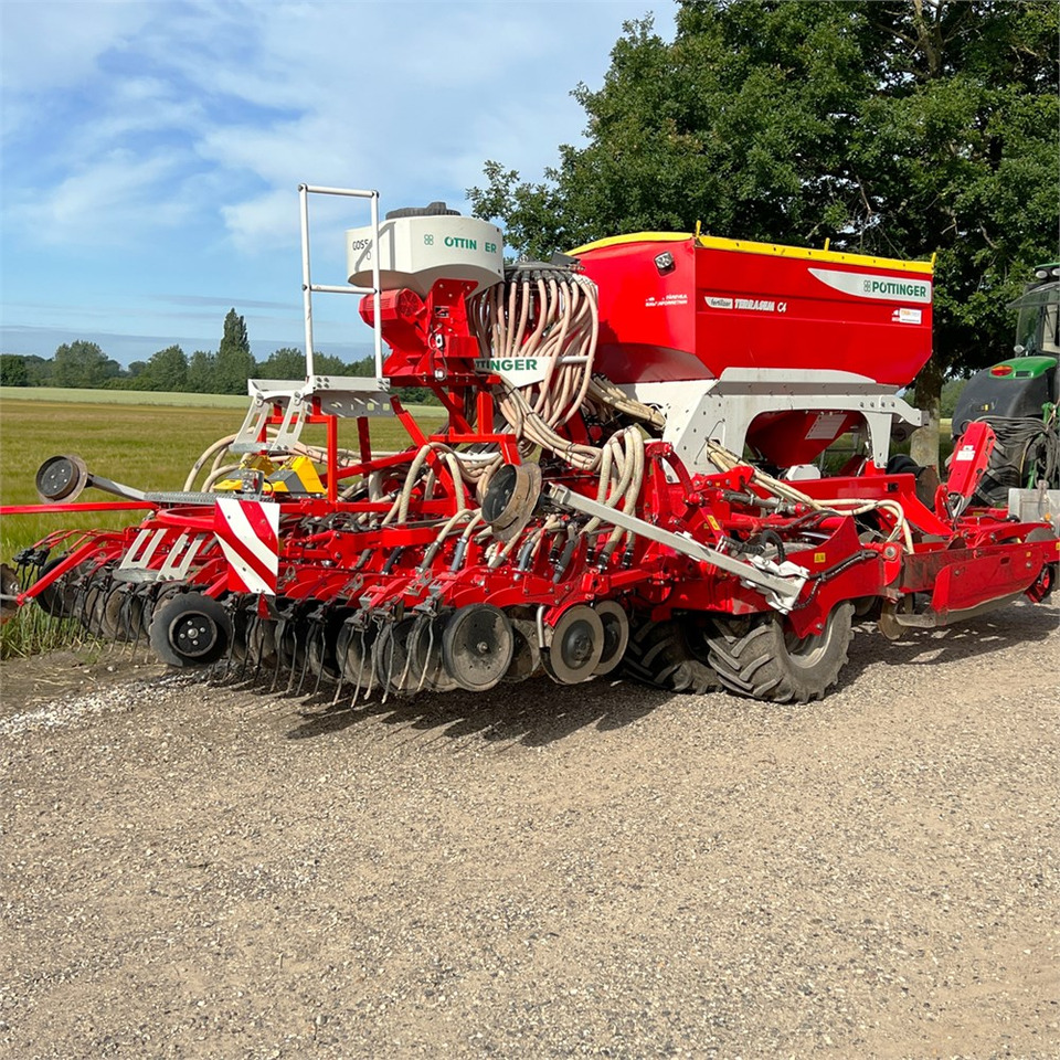 Pöttinger Terrasem C4 Fertilizer - ציוד זריעה: תמונה 1 Pöttinger Terrasem C4 Fertilizer - ציוד זריעה: תמונה 1
