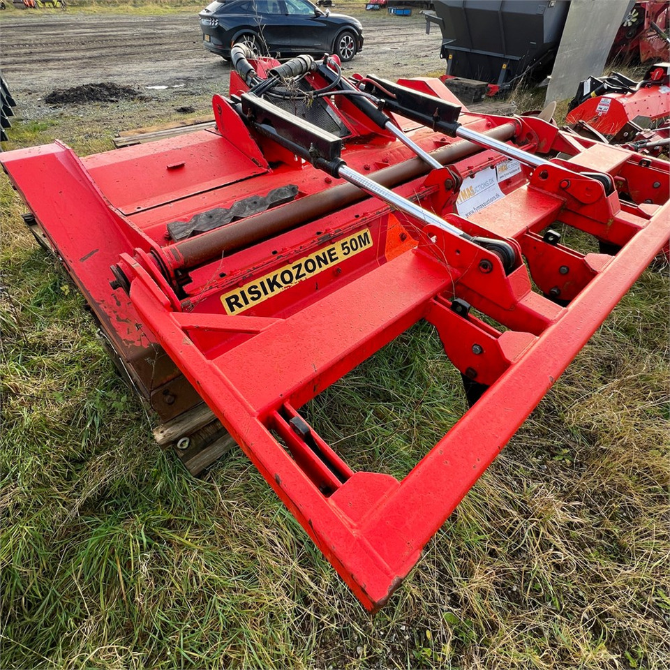 Prinoth UZM700-2300 - גוזם עשבים ליערות: תמונה 1 Prinoth UZM700-2300 - גוזם עשבים ליערות: תמונה 1