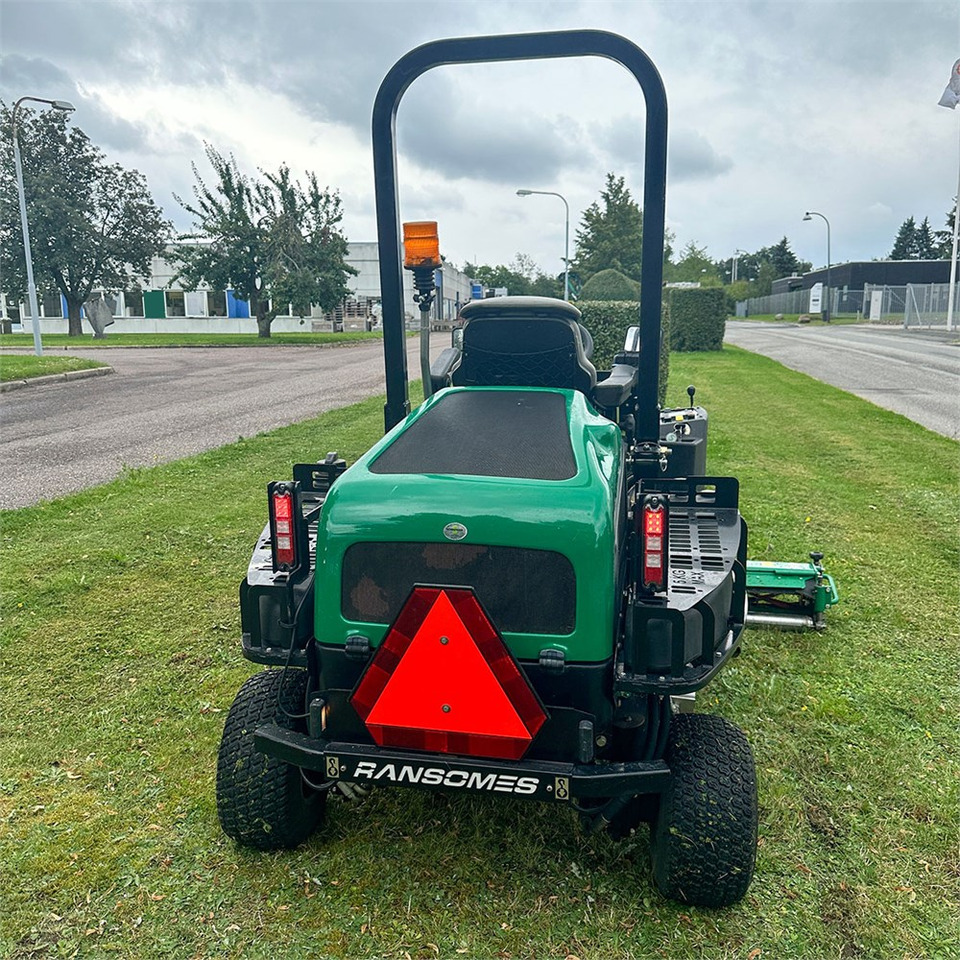 Ransomes Highway 3 4WD - מכסחת גינה: תמונה 5 Ransomes Highway 3 4WD - מכסחת גינה: תמונה 5