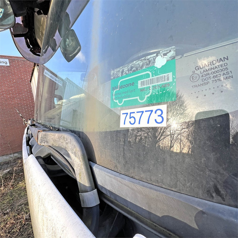 Renault 410 DXI Premimium - משאית עם שלדת תא: תמונה 5 Renault 410 DXI Premimium - משאית עם שלדת תא: תמונה 5