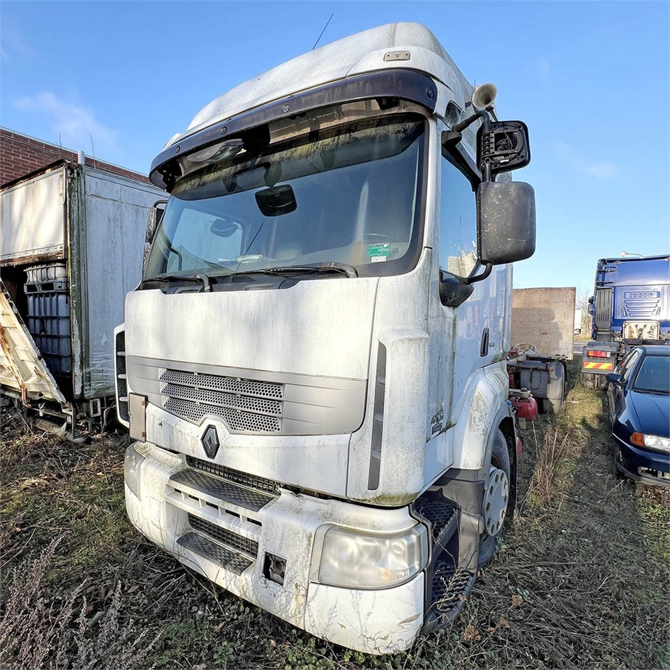 Renault 410 DXI Premimium - משאית עם שלדת תא: תמונה 4 Renault 410 DXI Premimium - משאית עם שלדת תא: תמונה 4