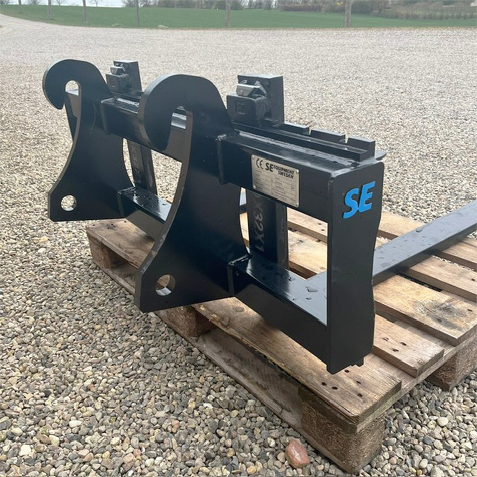 SE Equipment Giant - מזלגות עבור מכונת בנייה: תמונה 3 SE Equipment Giant - מזלגות עבור מכונת בנייה: תמונה 3