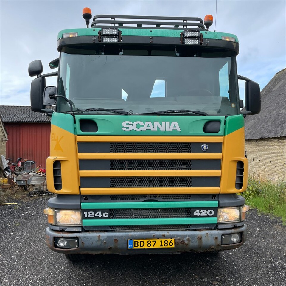 Scania 124G - משאית צד נופל/ שטוחה: תמונה 5 Scania 124G - משאית צד נופל/ שטוחה: תמונה 5