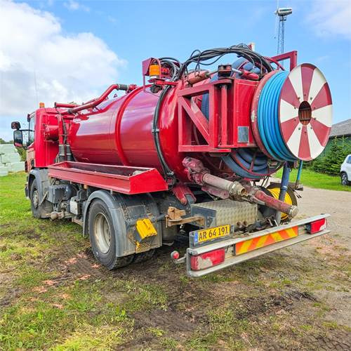 Scania P250 - משאית ואקום: תמונה 1 Scania P250 - משאית ואקום: תמונה 1