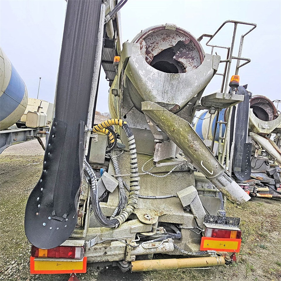 Schwing Stetter 10m3 - מערבל בטון סמיטרליילר: תמונה 5 Schwing Stetter 10m3 - מערבל בטון סמיטרליילר: תמונה 5