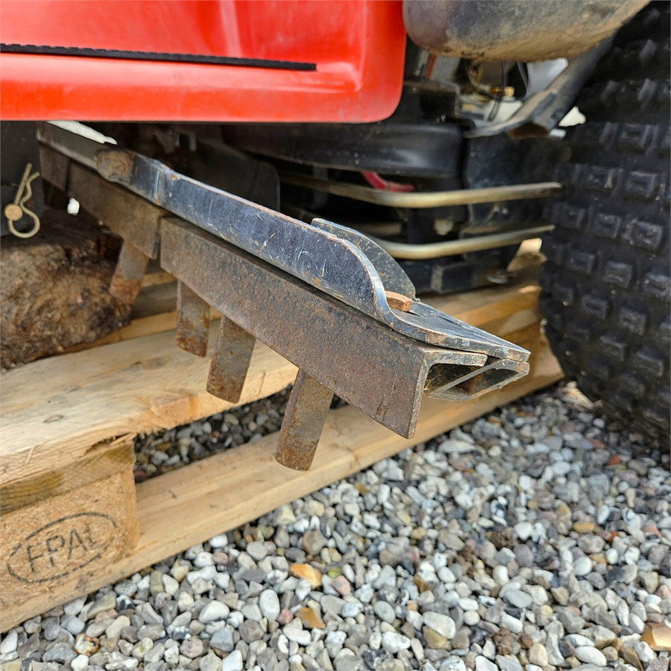 מכסחת גינה Smithco Super star: תמונה 12 מכסחת גינה Smithco Super star: תמונה 12