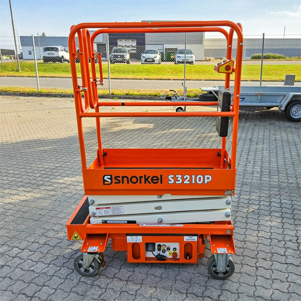 Snorkel S3210P - מעלית מספריים: תמונה 5 Snorkel S3210P - מעלית מספריים: תמונה 5