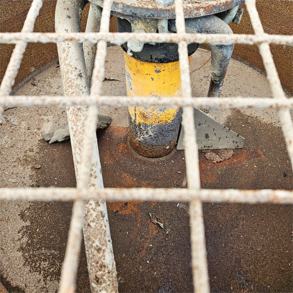 Soroto 300 L-30 - מערבל בטון: תמונה 5 Soroto 300 L-30 - מערבל בטון: תמונה 5