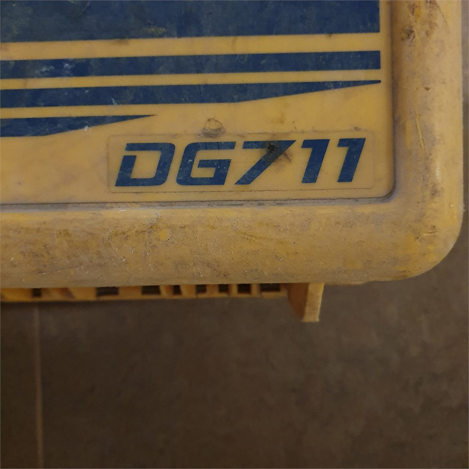 Spectra DG 711 - ציוד בנייה: תמונה 5 Spectra DG 711 - ציוד בנייה: תמונה 5