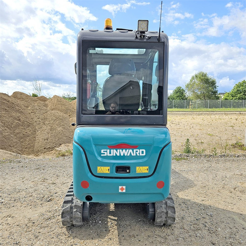 Sunward SWE 20F - מיני מחפר: תמונה 3 Sunward SWE 20F - מיני מחפר: תמונה 3