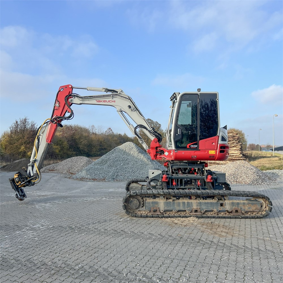 Takeuchi TB260 Levelizer - מיני מחפר: תמונה 5 Takeuchi TB260 Levelizer - מיני מחפר: תמונה 5