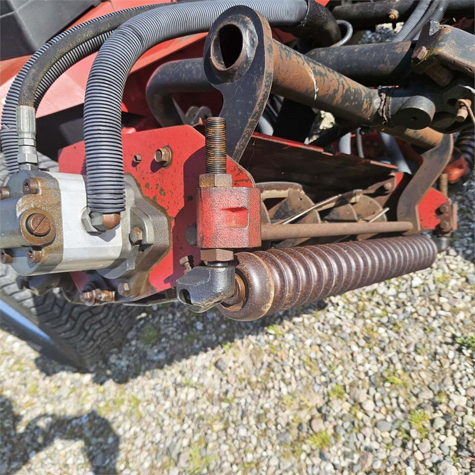 מכסחת גינה Toro Reelmaster 6700-D: תמונה 24