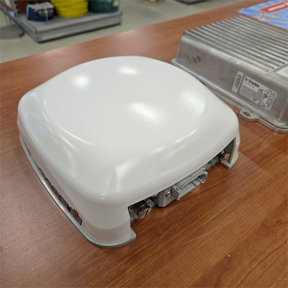 Trimble Nav-900 III receiver and controller type: 48036776 - טרקטור חקלאי: תמונה 5 Trimble Nav-900 III receiver and controller type: 48036776 - טרקטור חקלאי: תמונה 5