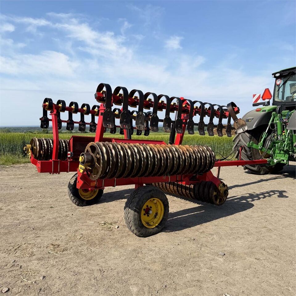 Väderstad Rollex Rx620 - רולר חקלאי: תמונה 1 Väderstad Rollex Rx620 - רולר חקלאי: תמונה 1