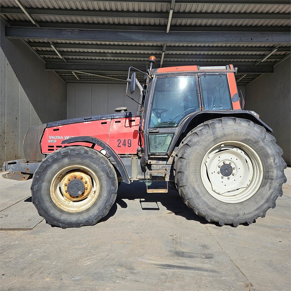 Valmet Valtra 8450 - טרקטור חקלאי: תמונה 2 Valmet Valtra 8450 - טרקטור חקלאי: תמונה 2