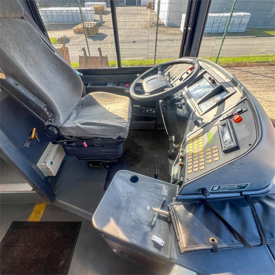 אוטובוס עירוני Volvo B7R Contrast: תמונה 11