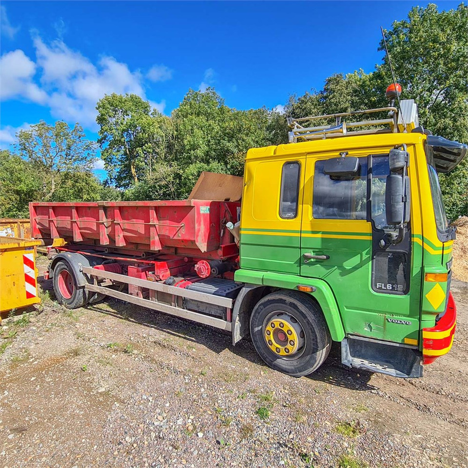 Volvo FL612 - משאית מערכת כבלים: תמונה 5 Volvo FL612 - משאית מערכת כבלים: תמונה 5