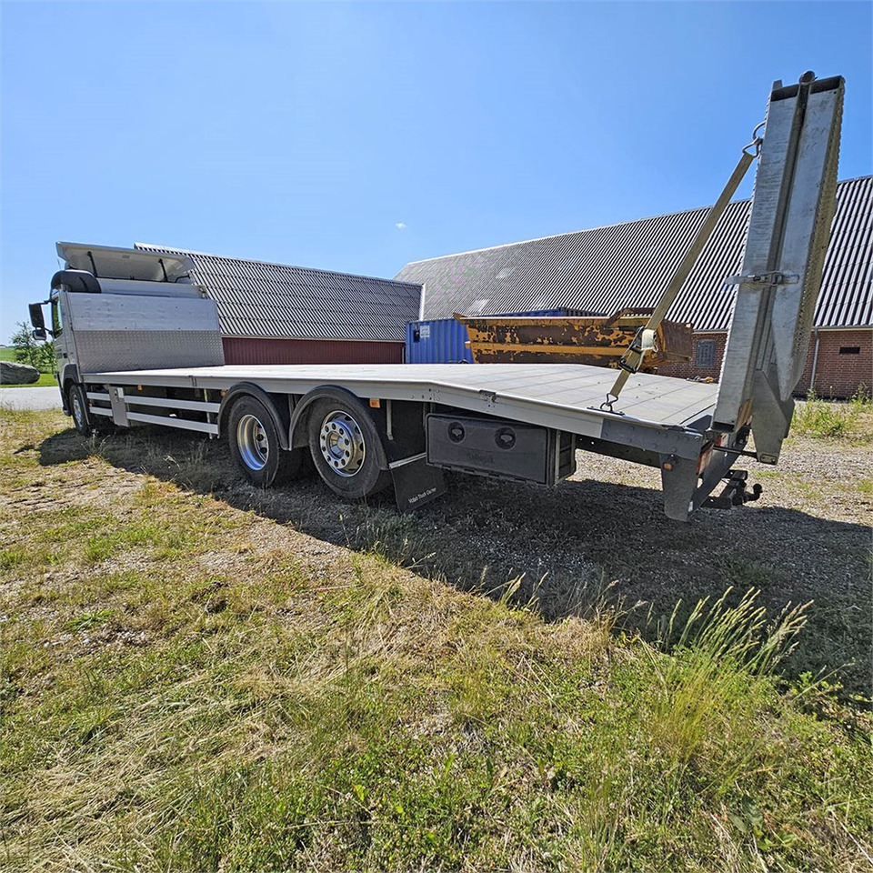 Volvo FM 330 - משאית הובלה אוטומטית: תמונה 4 Volvo FM 330 - משאית הובלה אוטומטית: תמונה 4