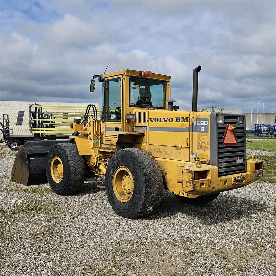 Volvo L90 B - מעמיס גלגלים: תמונה 3 Volvo L90 B - מעמיס גלגלים: תמונה 3