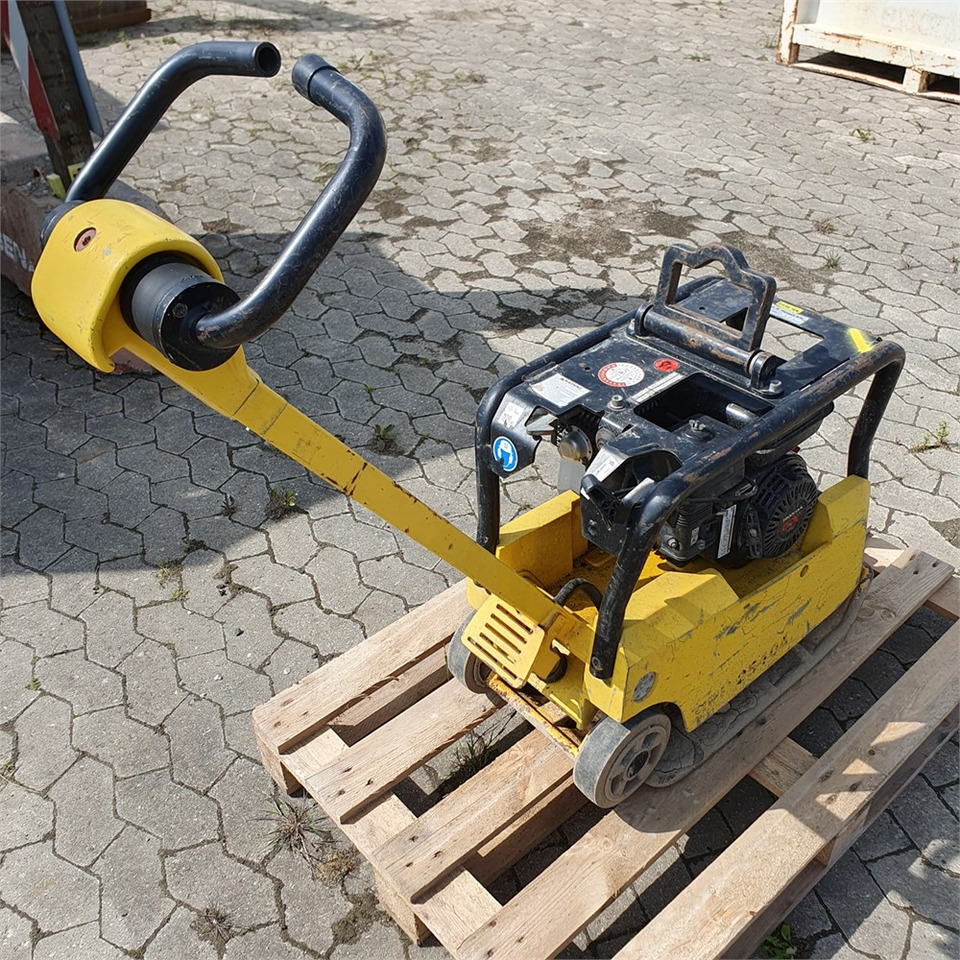 Wacker Neuson BPU 2540A - לוח רטט: תמונה 1 Wacker Neuson BPU 2540A - לוח רטט: תמונה 1