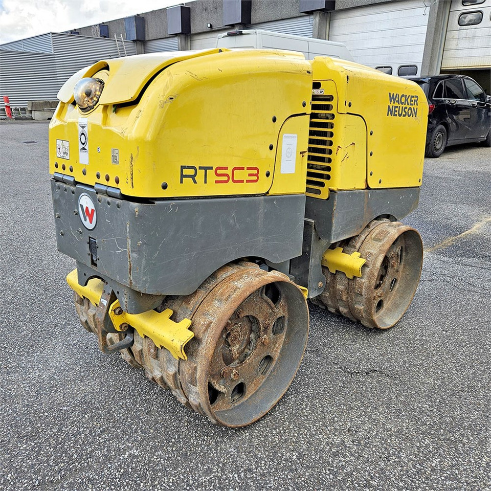 Wacker Neuson RT SC3 - מיני רולר: תמונה 1 Wacker Neuson RT SC3 - מיני רולר: תמונה 1