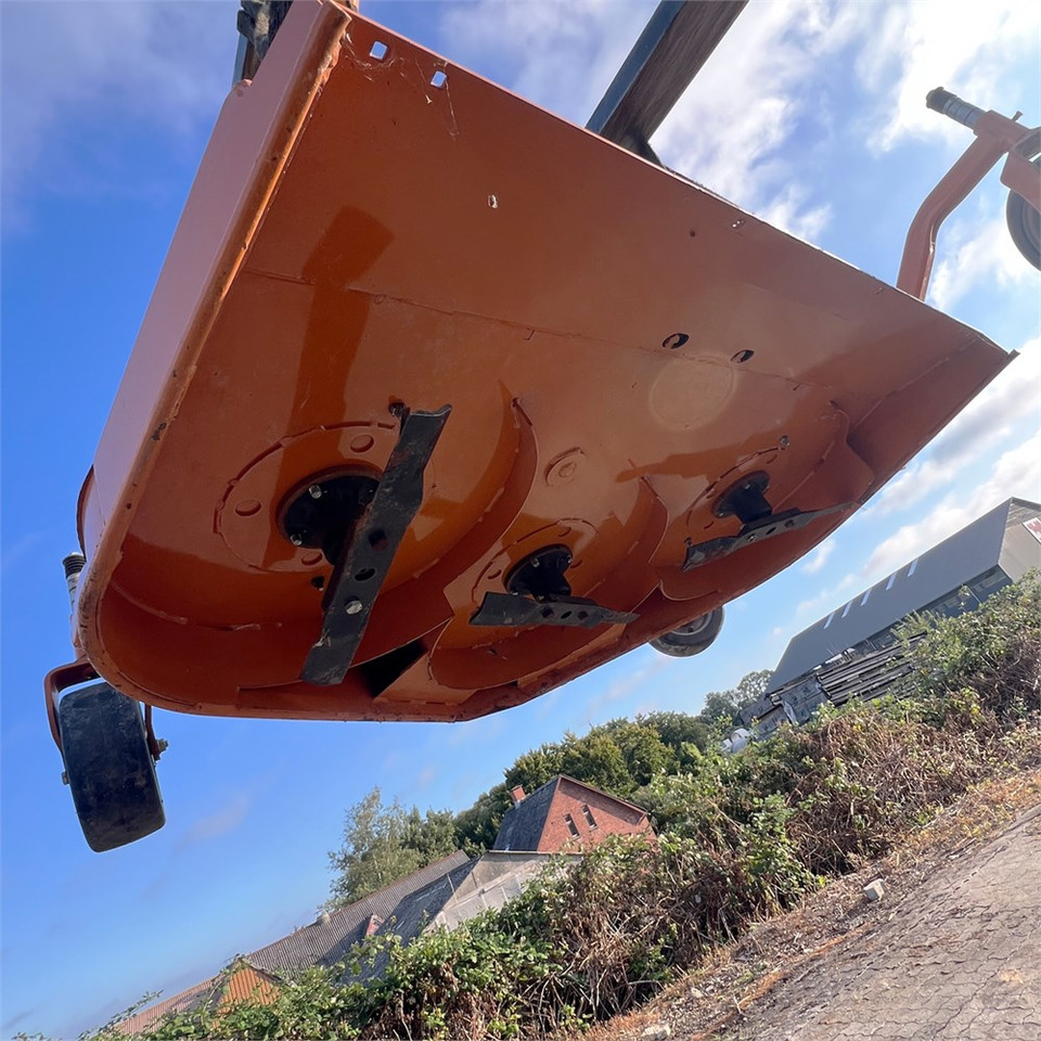 ציוד חציר ומספוא Woods PRD6000: תמונה 11