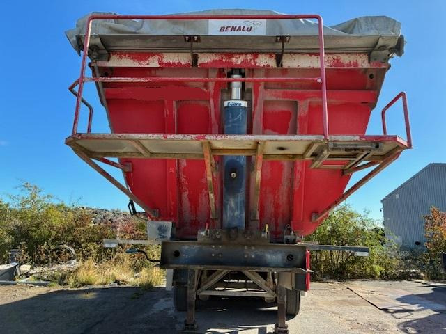 BFG 3 ESSIEUX - סמיטריילר עם מזהיר: תמונה 3 BFG 3 ESSIEUX - סמיטריילר עם מזהיר: תמונה 3