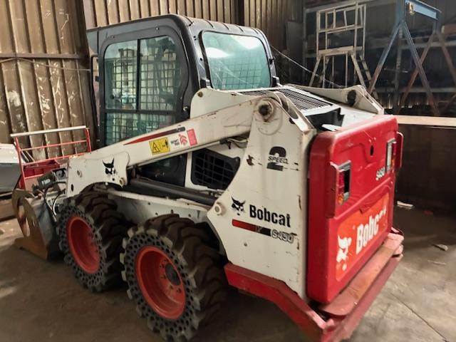 Bobcat S 450 - מעמיס היגוי החלקה: תמונה 3 Bobcat S 450 - מעמיס היגוי החלקה: תמונה 3